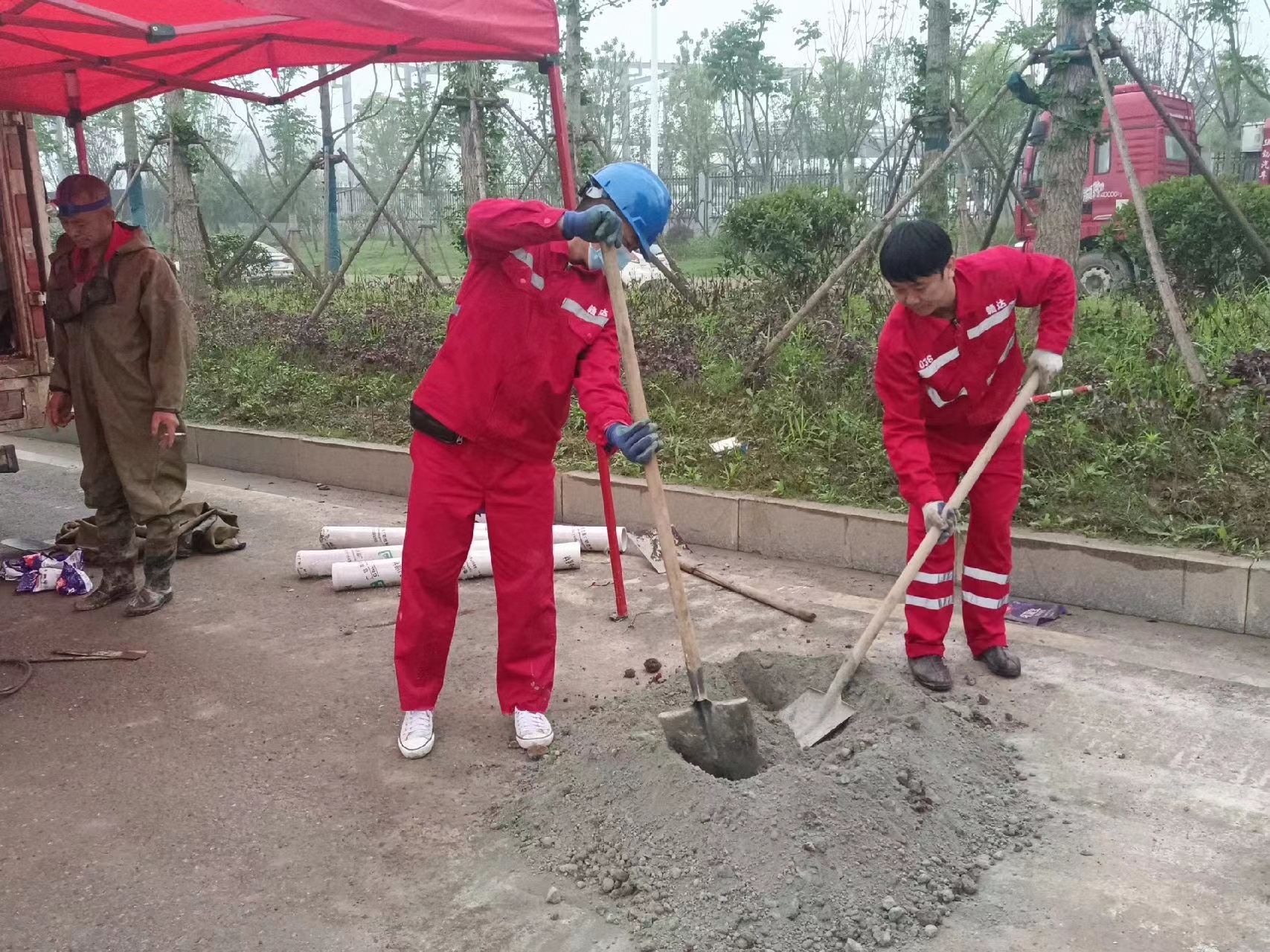 龙河镇管道疏通哪家好】及时进行市政管道清淤